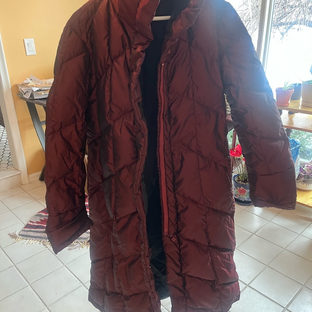 Women's vintage Burgundy Quilted Down Coat